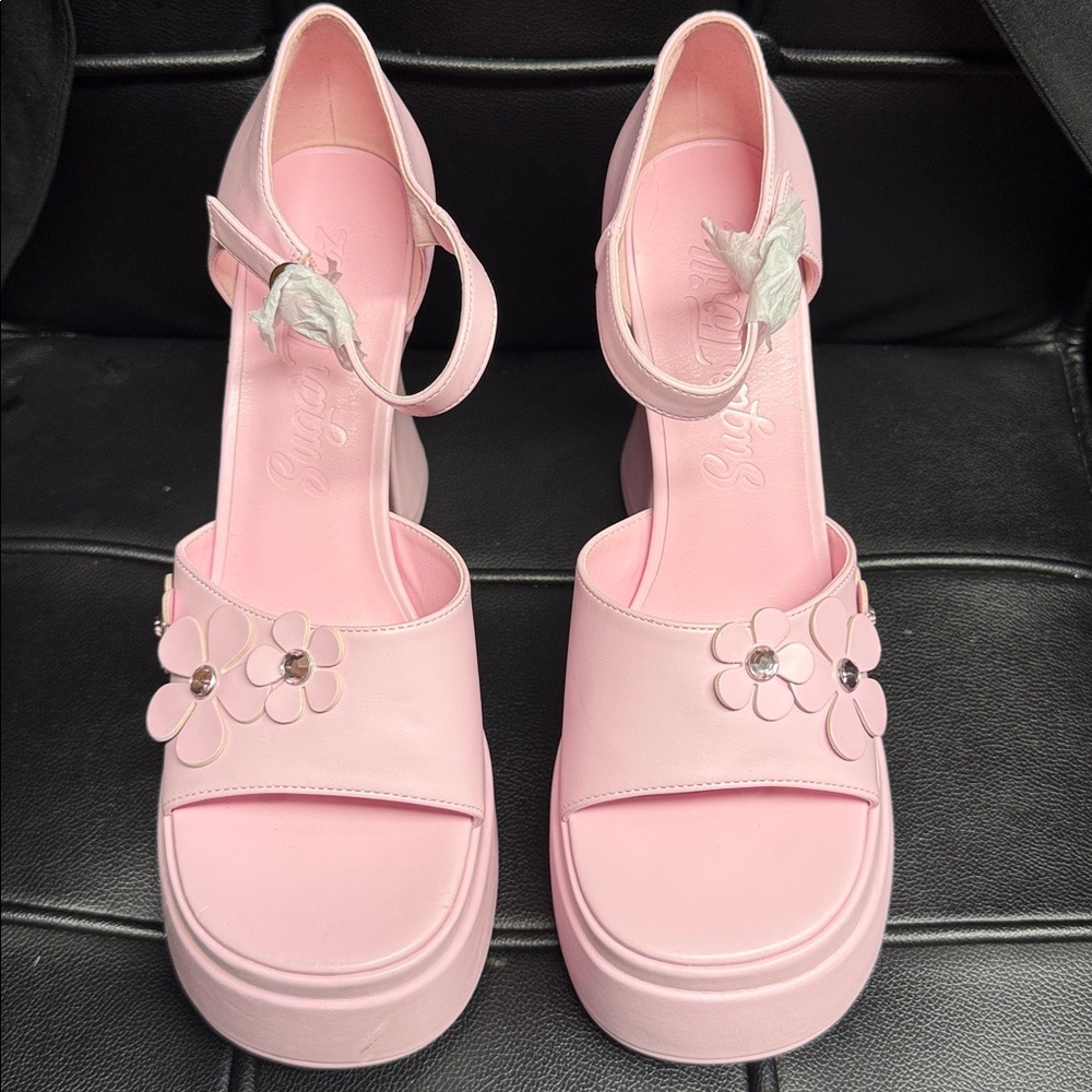 (PNK) NWOB  Sugar Thrillz Pink Flower Chunky Platform Heels Dolls Kill